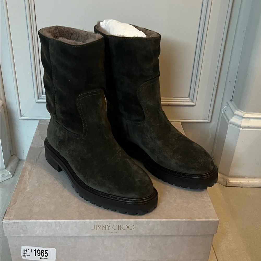 Jimmy Choo Yari flat suede shearling boots - Picture 1 of 8